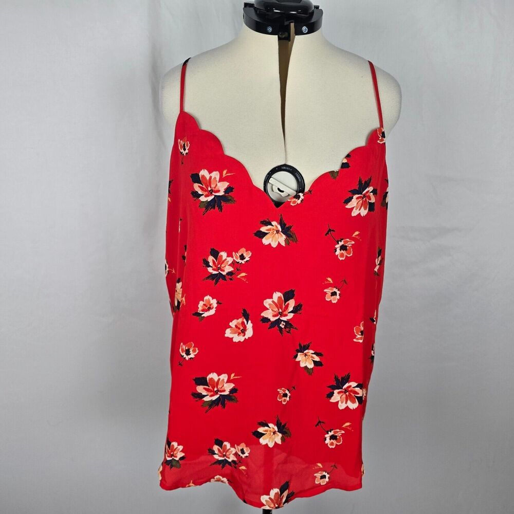Socialite Camisole Women's 1X Red Pink Floral Spaghetti Strap Scalloped V-Neck